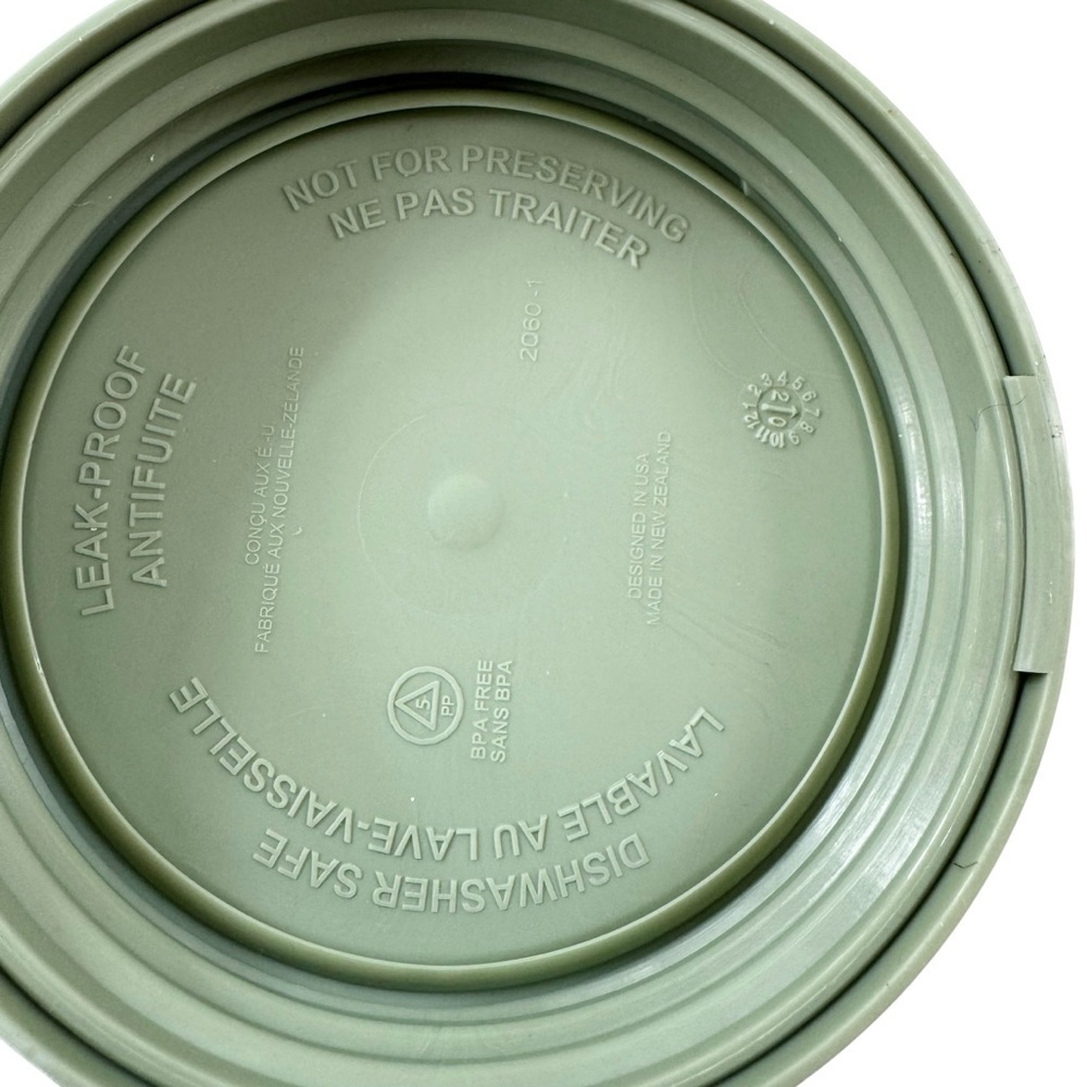 NEW Kerr Child Resistant Wide Mouth Lids Green Set of 2 - Picture 8 of 8